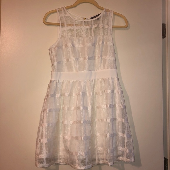 Finn and Clover Woman’s Dress - Picture 1 of 3